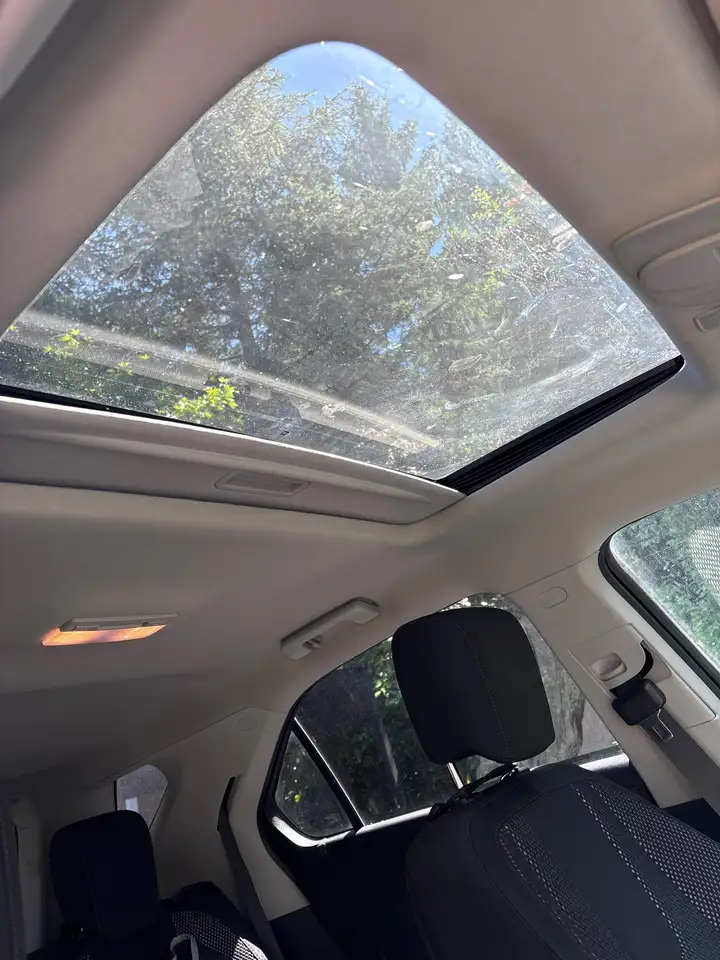Chevrolet Equinox photo Chevrolet Equinox