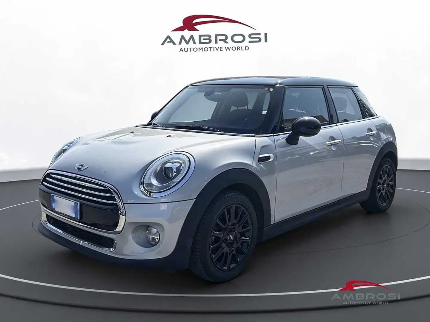 MINI Cooper D 1.5 Cooper D Hype 5 porte Auto Bianco - 2