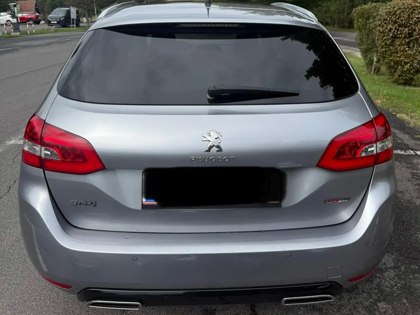 Peugeot 308 308 SW 1,6 BlueHDI 120 GT Line EAT6 S Silber - 2