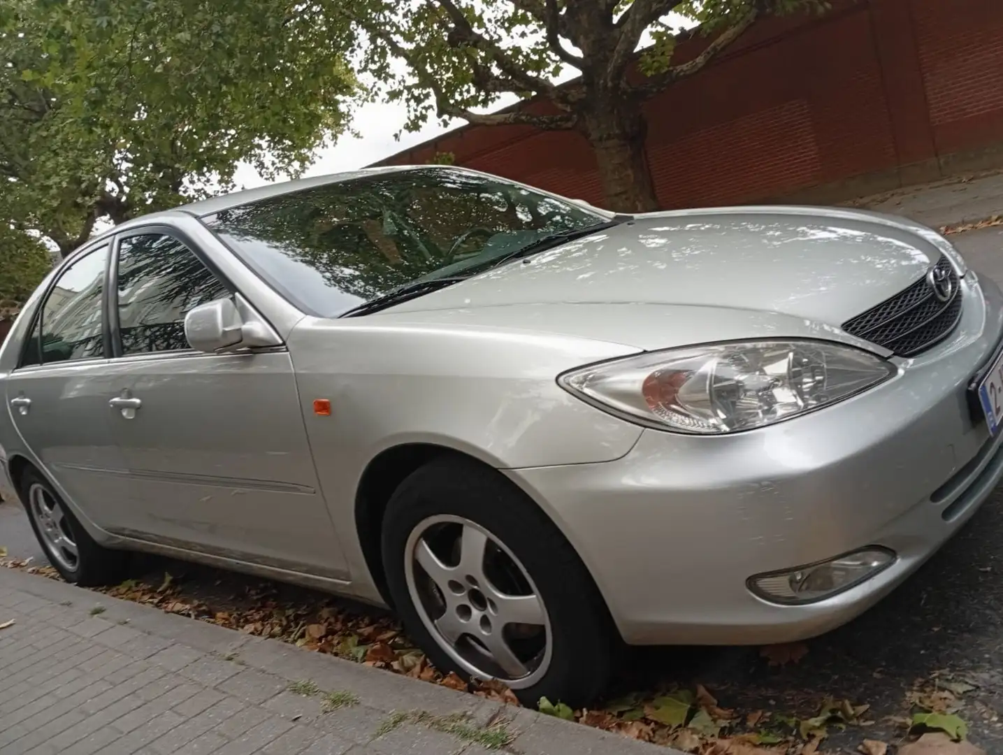 Toyota Camry Camry 2.4i VVT-i 16v Silber - 2