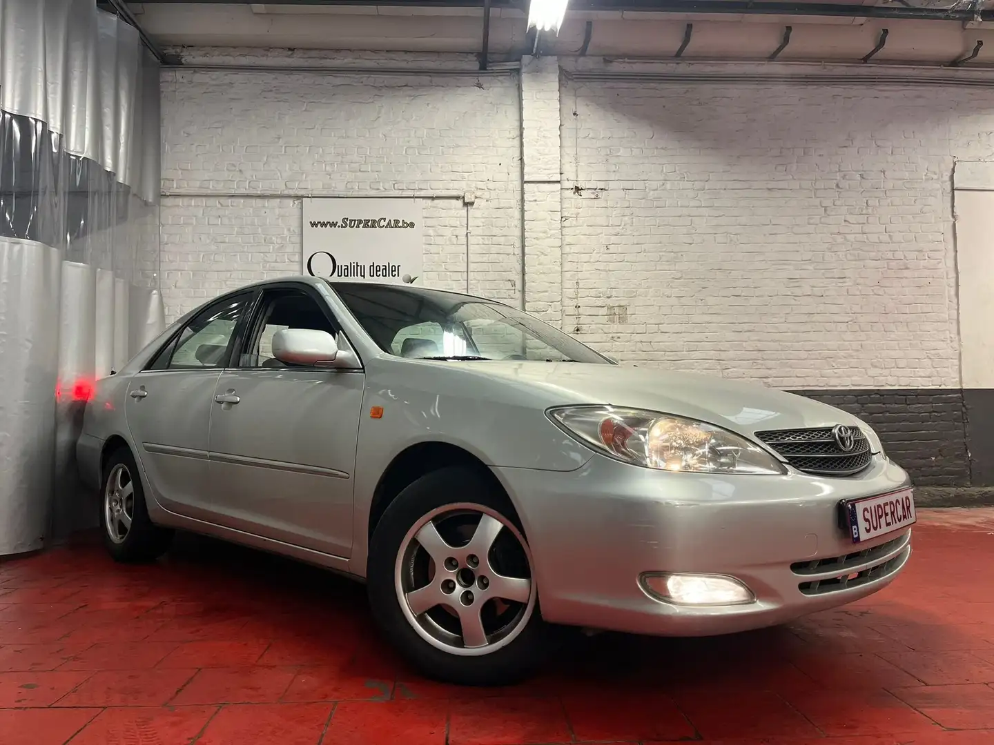 Toyota Camry Camry 2.4i VVT-i 16v * AUTOMAT* A/C * 122 X 36 M * Argent - 1