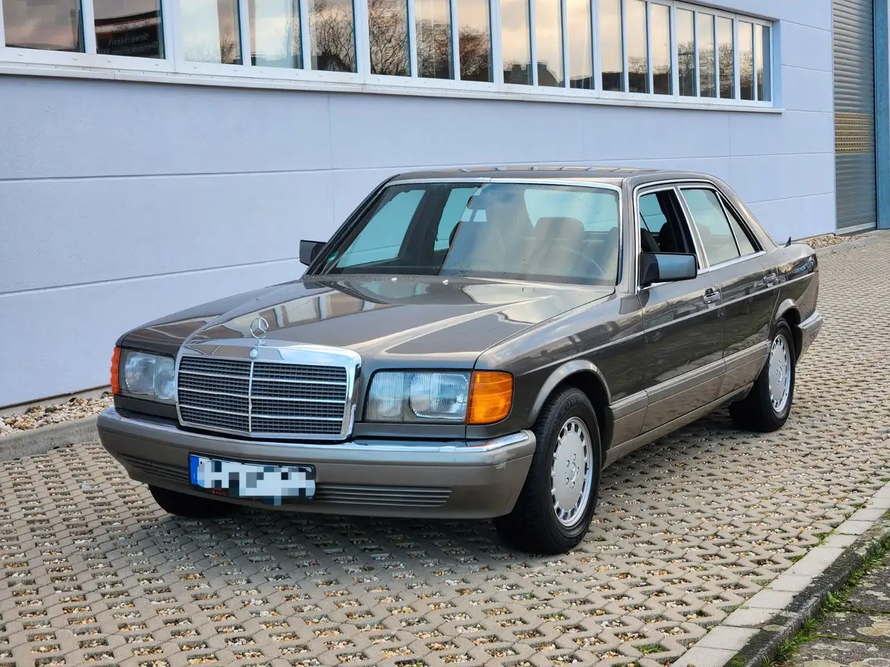 Mercedes-Benz 500 SE W126 LEDER/KLIMA/HiFi/SHZ/TÜV 01.2028, foto 2