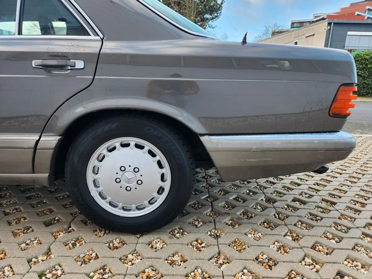 Mercedes-Benz 500 SE W126 LEDER/KLIMA/HiFi/SHZ/TÜV 01.2028, foto 12