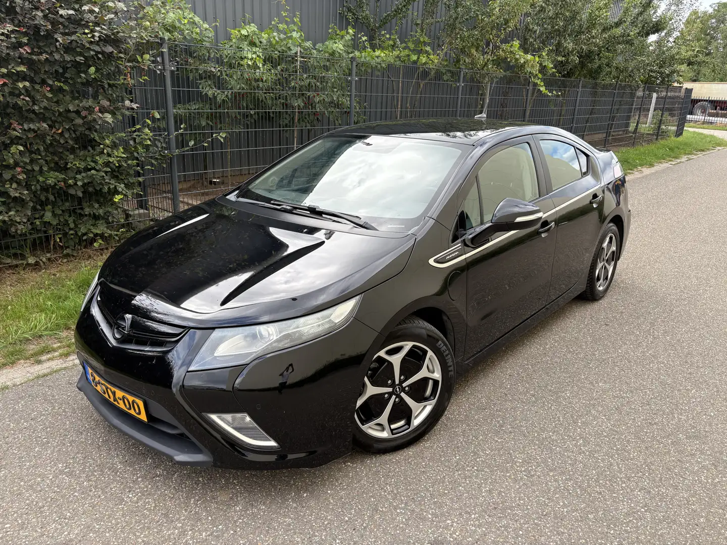 Opel Ampera 1.4 / AUTOMAAT / LEER / NAVI / STOELVERWARMING / C Zwart - 2