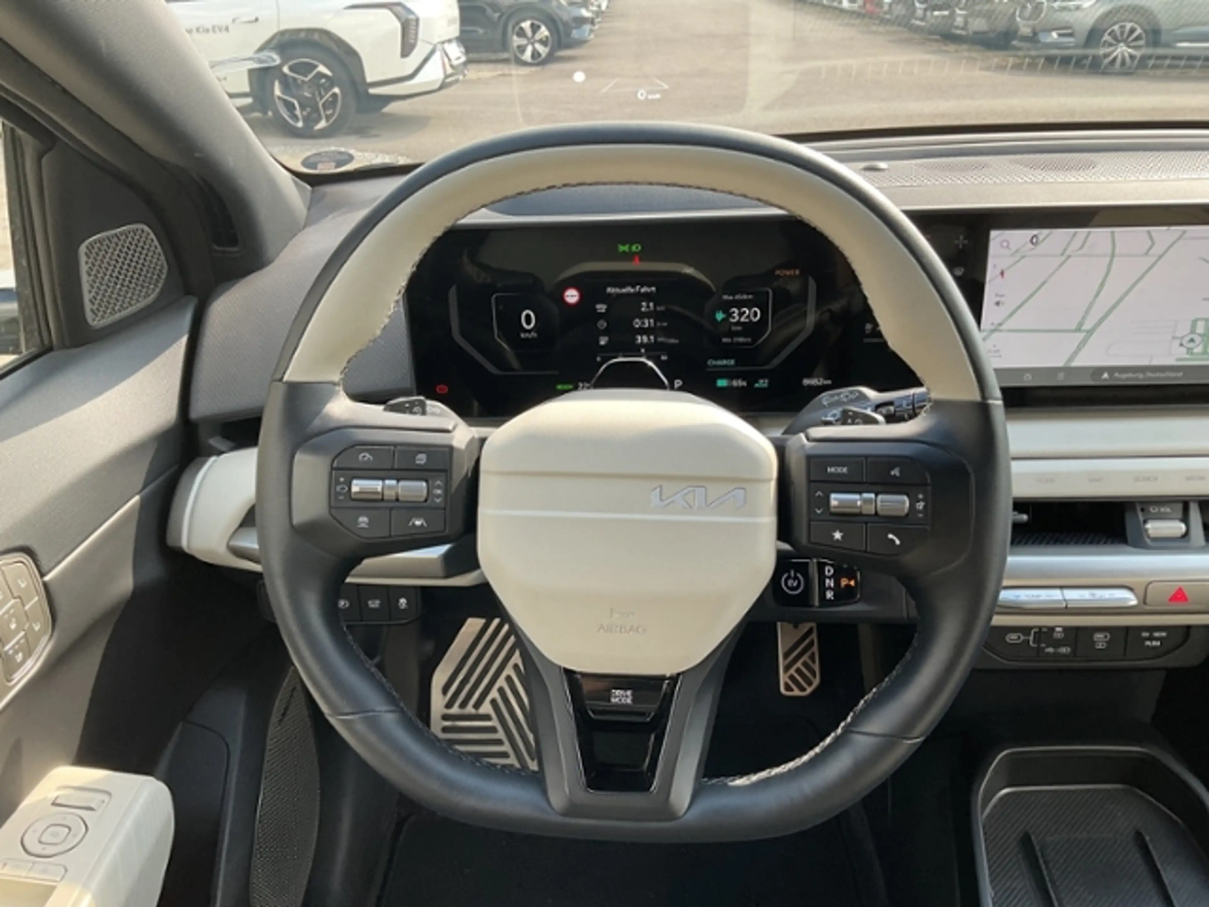 Kia EV4 Fastback GT-Line FWD 81 DWP COM CON 360° GD — photo 13