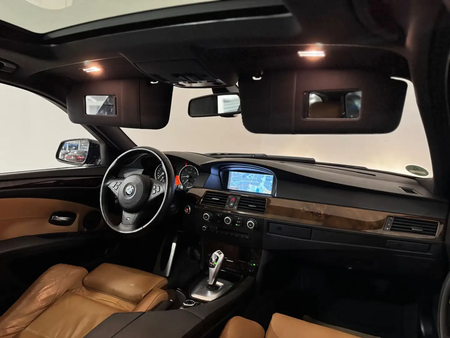 BMW 530 d M-Paket|PANO|HEAD-UP|XENON|STANDHZG|SOFTCL. Zwart - 2