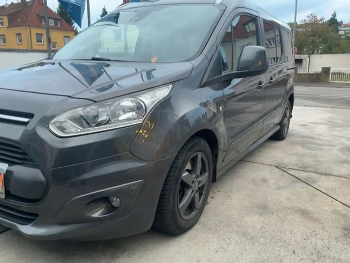 Ford Transit Connect Grand T 1.5TDCi S&S Titanium 120 Gris - 2