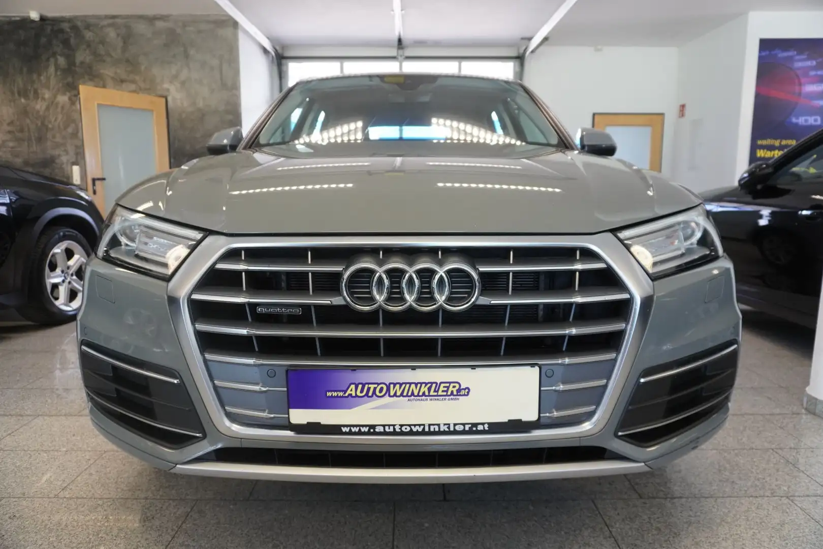 Audi Q5 TFSI e PHEV quattro PHEV LED/Navi/Sportsitze Grau - 2