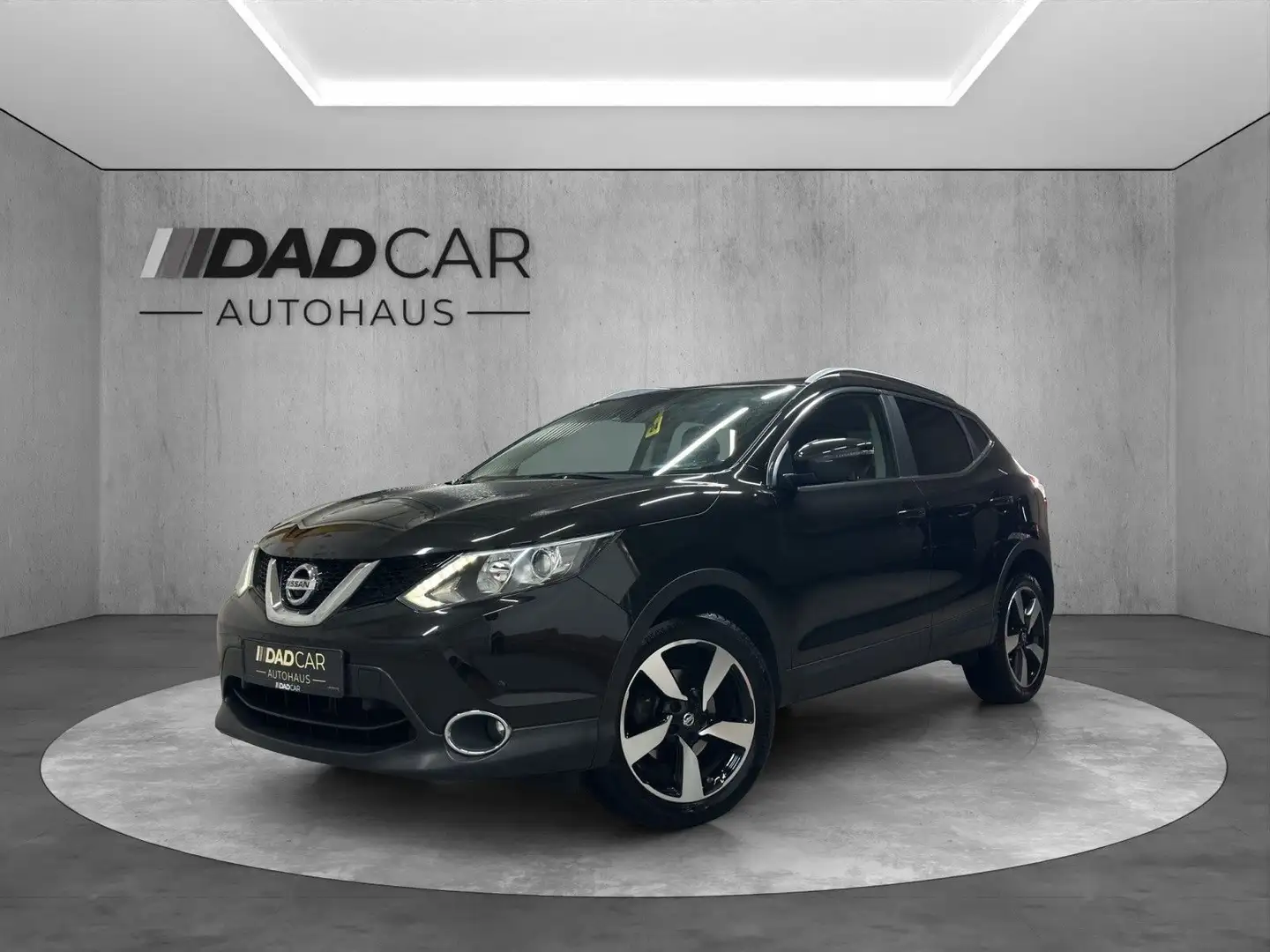 Nissan Qashqai 1.2 1. Hand *PANO*360°*NAVI*DAB*KEYLESS* Schwarz - 1