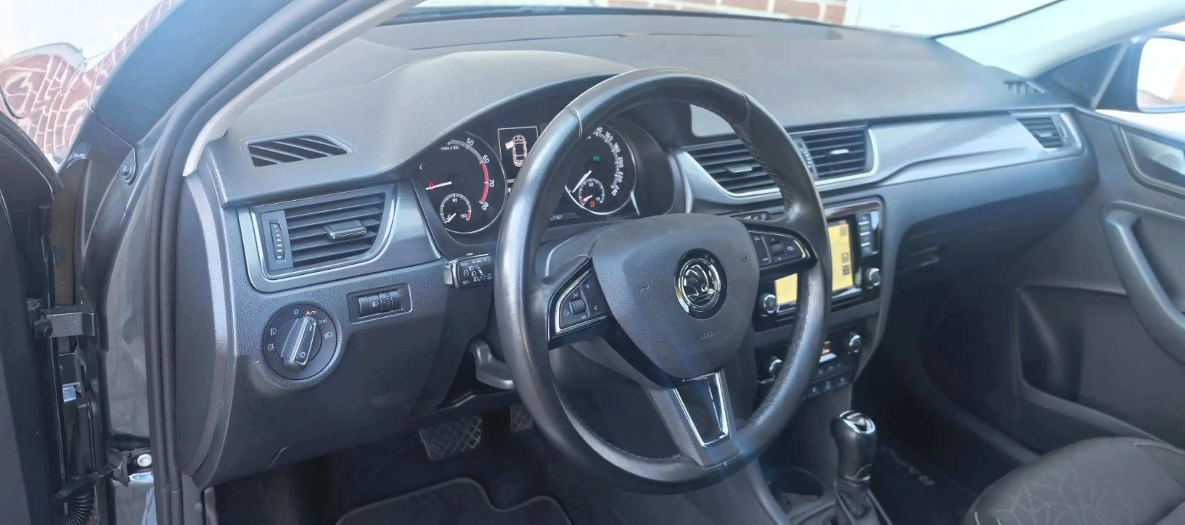 Skoda Rapid/Spaceback Spaceback Clever Touchscreen/Navi/1.Hand — photo 40