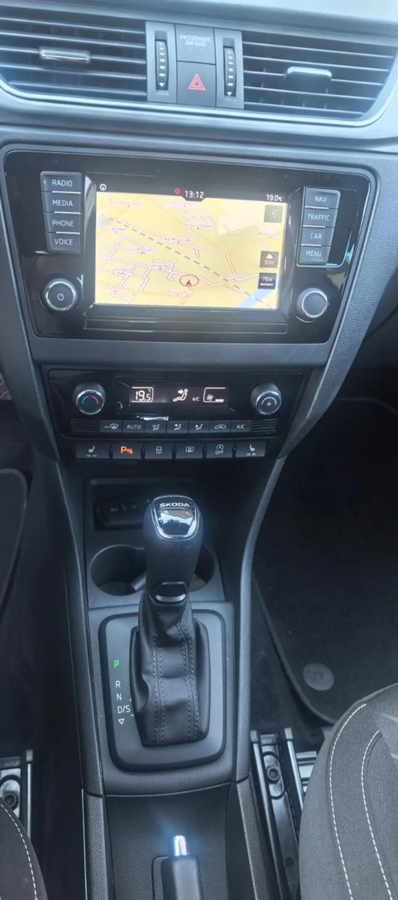 Skoda Rapid/Spaceback Spaceback Clever Touchscreen/Navi/1.Hand — photo 43
