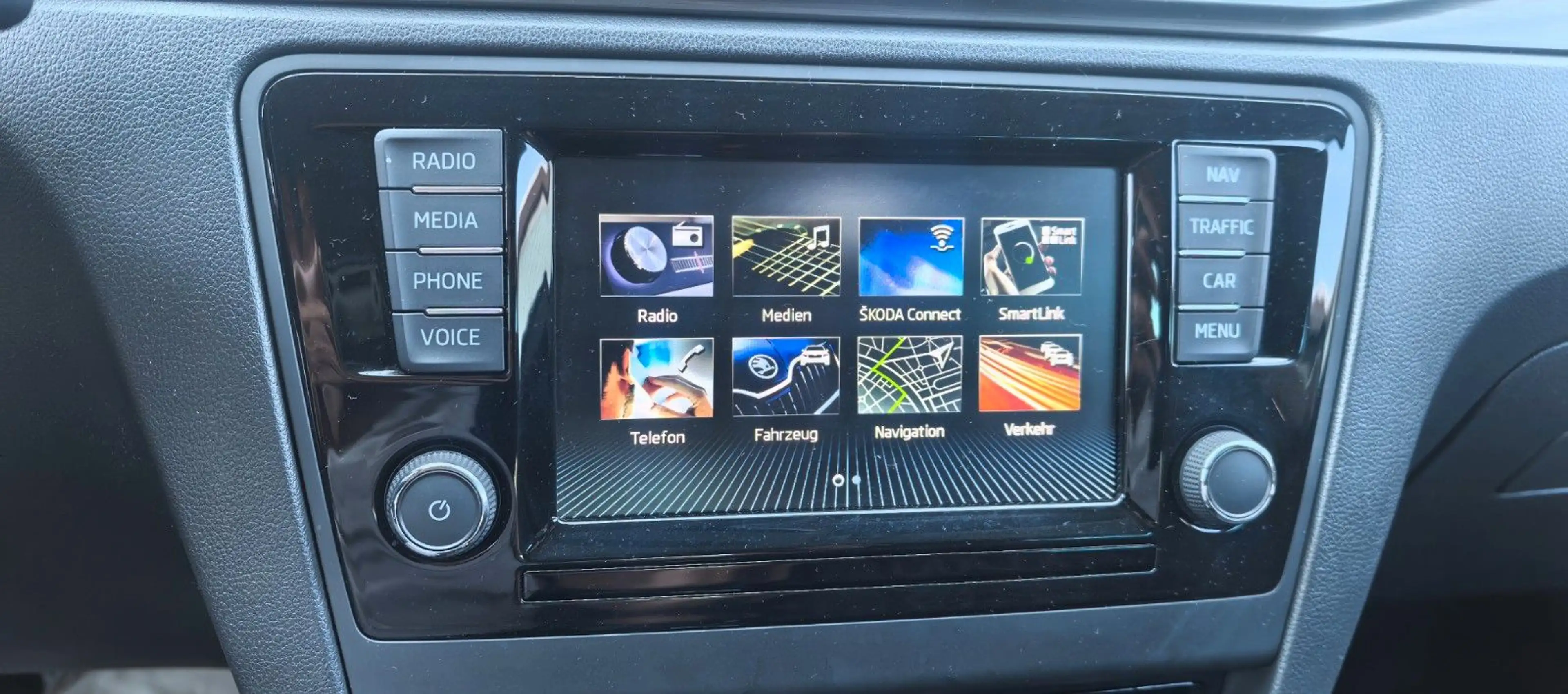 Skoda Rapid/Spaceback Spaceback Clever Touchscreen/Navi/1.Hand — photo 14