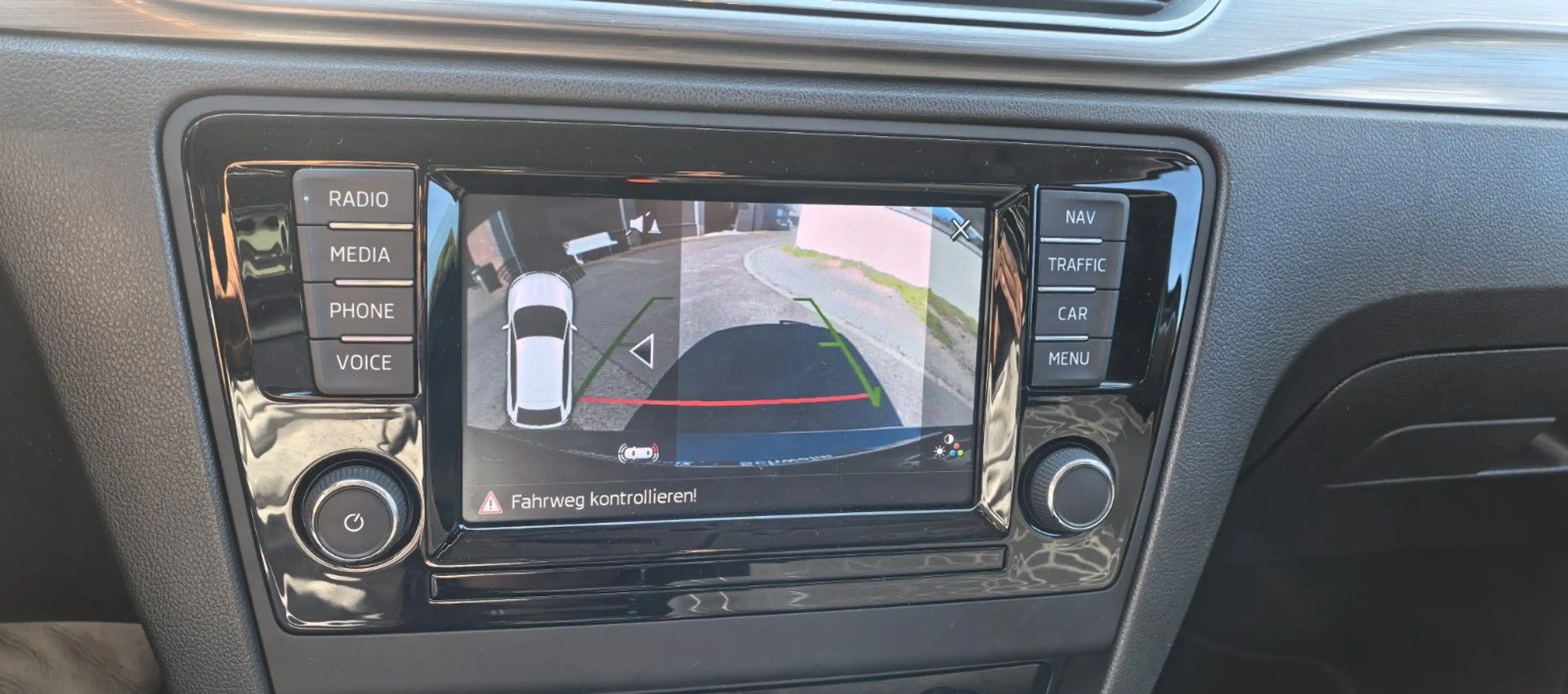 Skoda Rapid/Spaceback Spaceback Clever Touchscreen/Navi/1.Hand — photo 16
