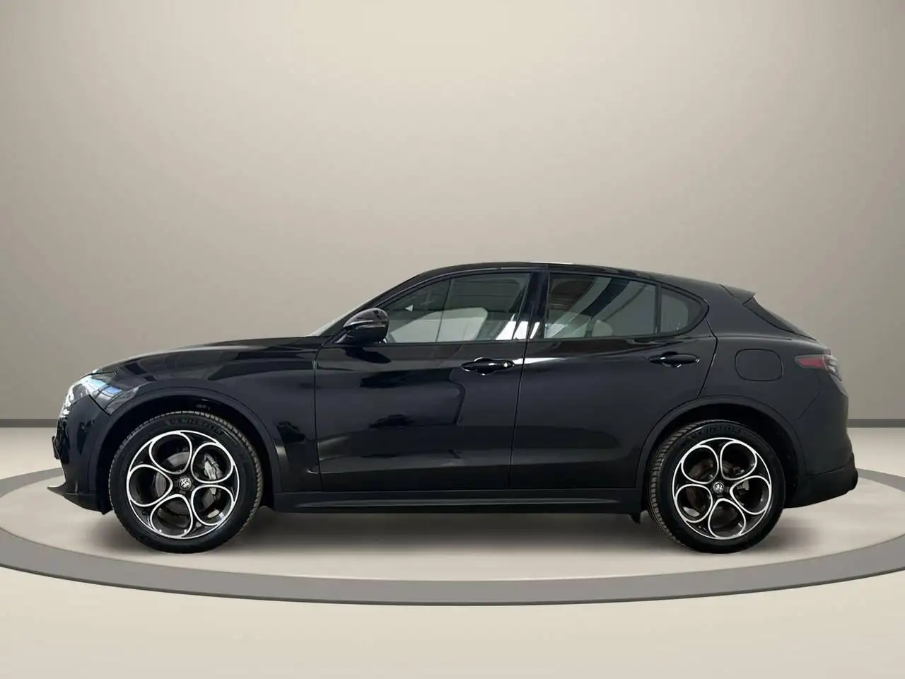 Alfa Romeo Stelvio 2024