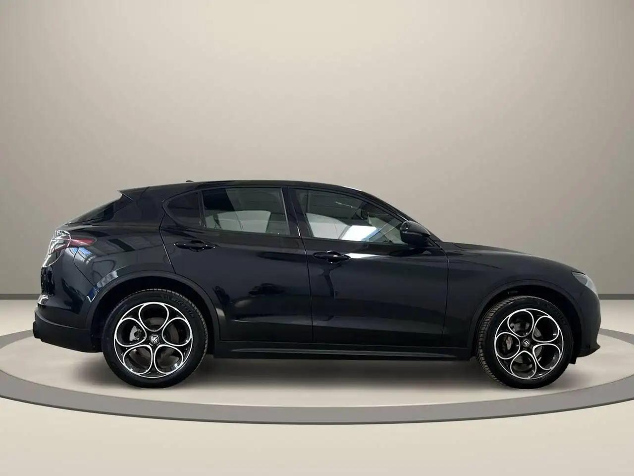 Alfa Romeo Stelvio 2024