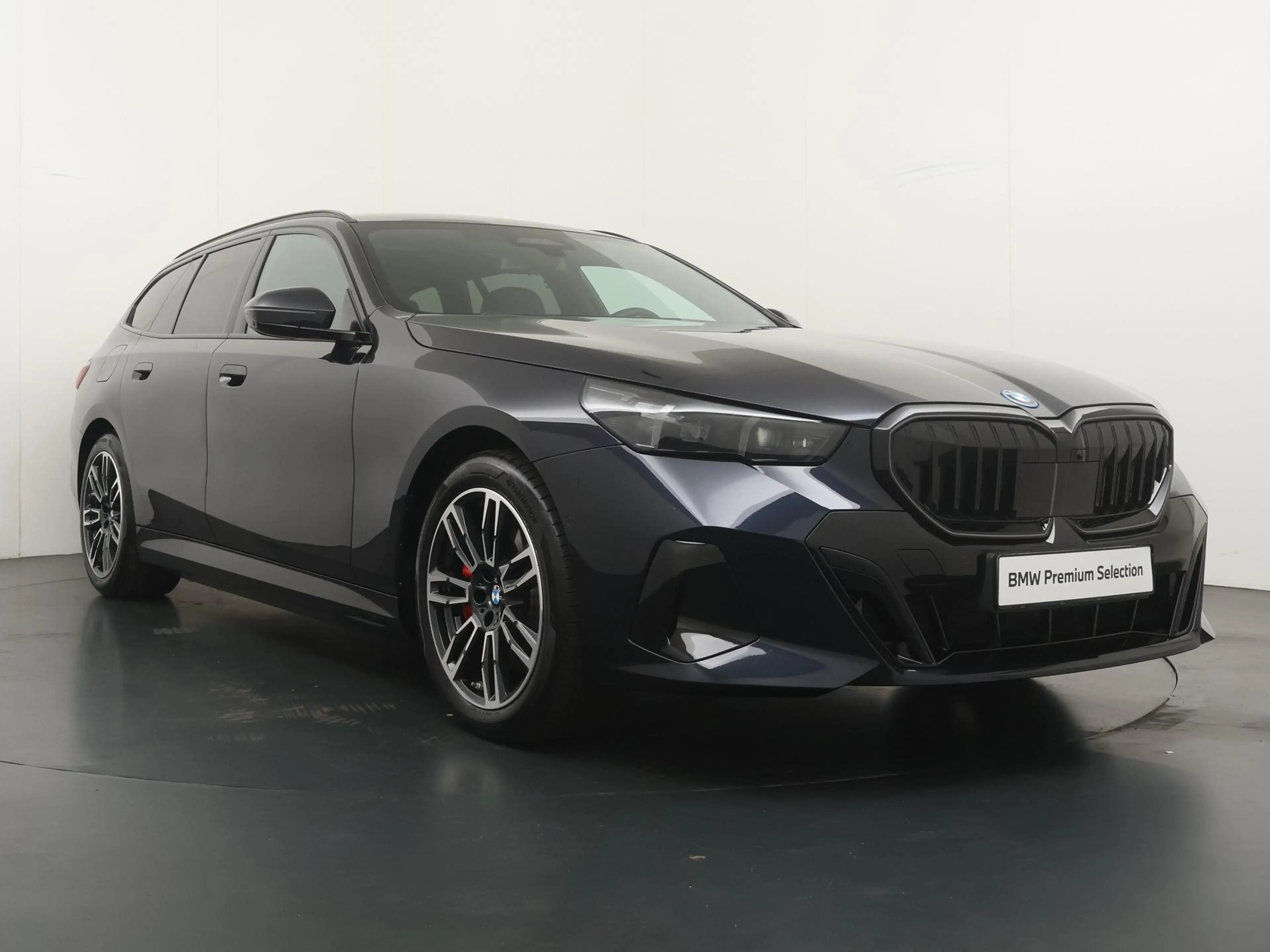 BMW 550 5-serie Touring 550e xDrive M Sport Pro | Panorama — photo 7