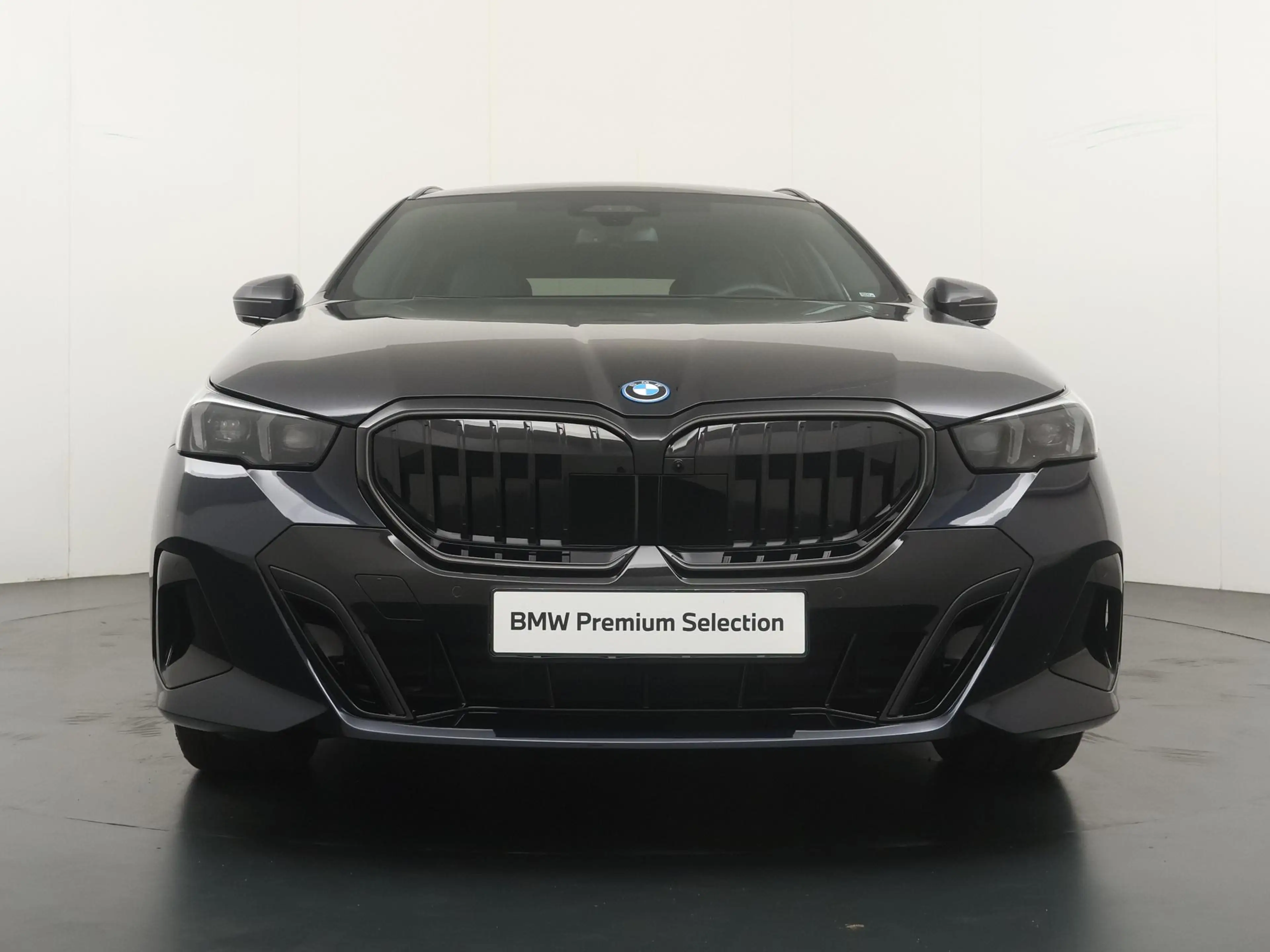 BMW 550 5-serie Touring 550e xDrive M Sport Pro | Panorama — photo 6