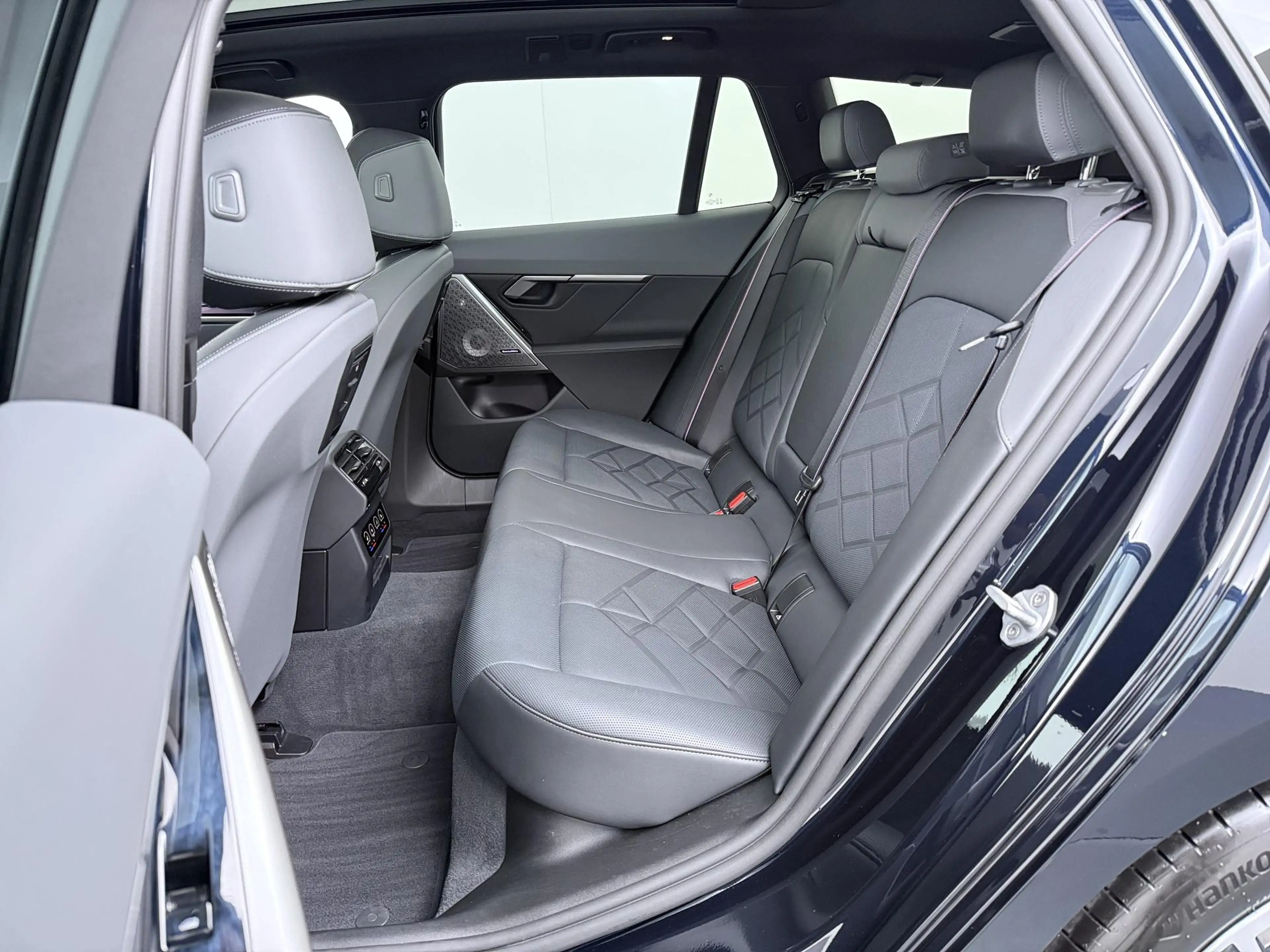 BMW 550 5-serie Touring 550e xDrive M Sport Pro | Panorama — photo 14