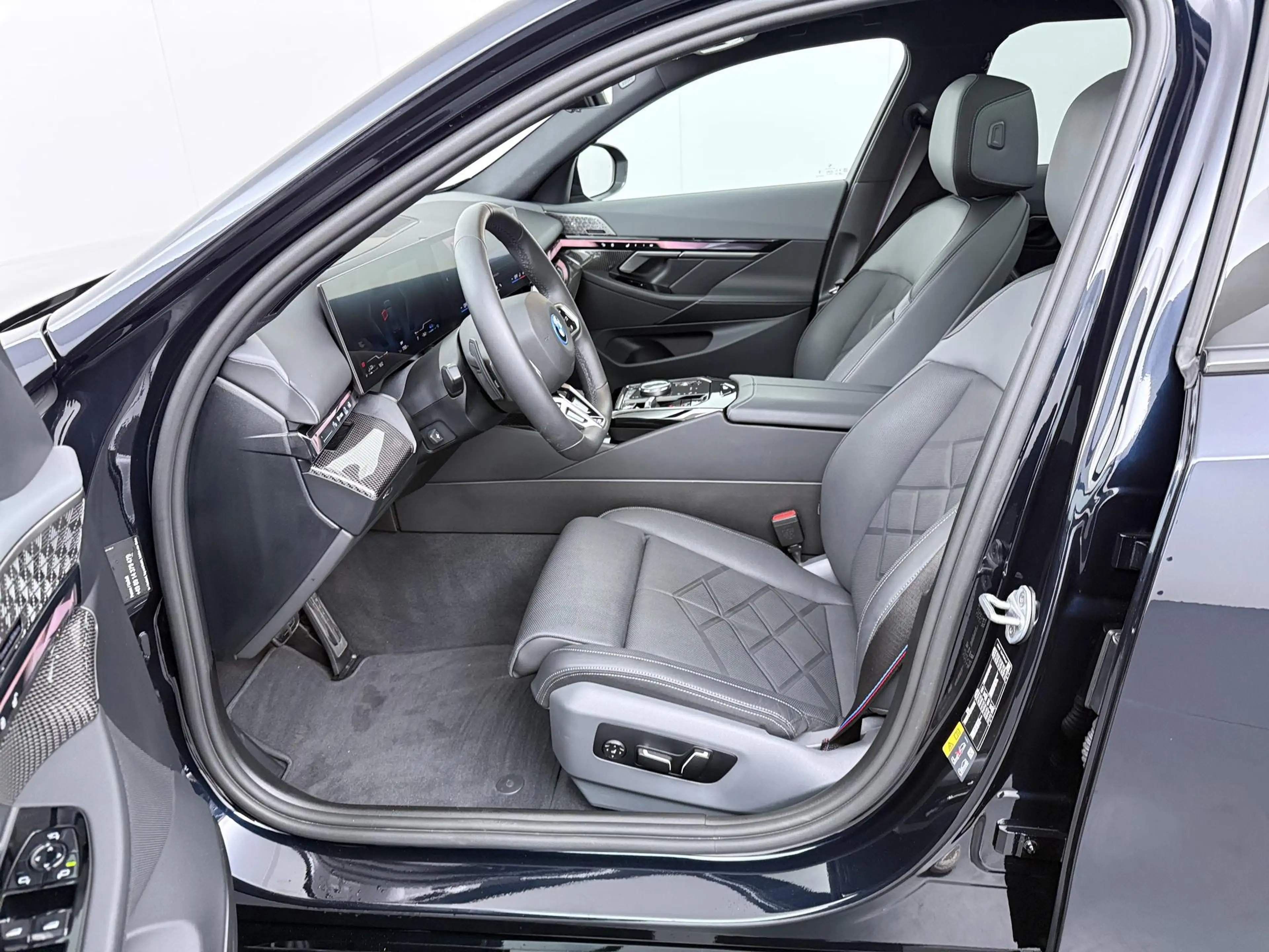 BMW 550 5-serie Touring 550e xDrive M Sport Pro | Panorama — photo 4