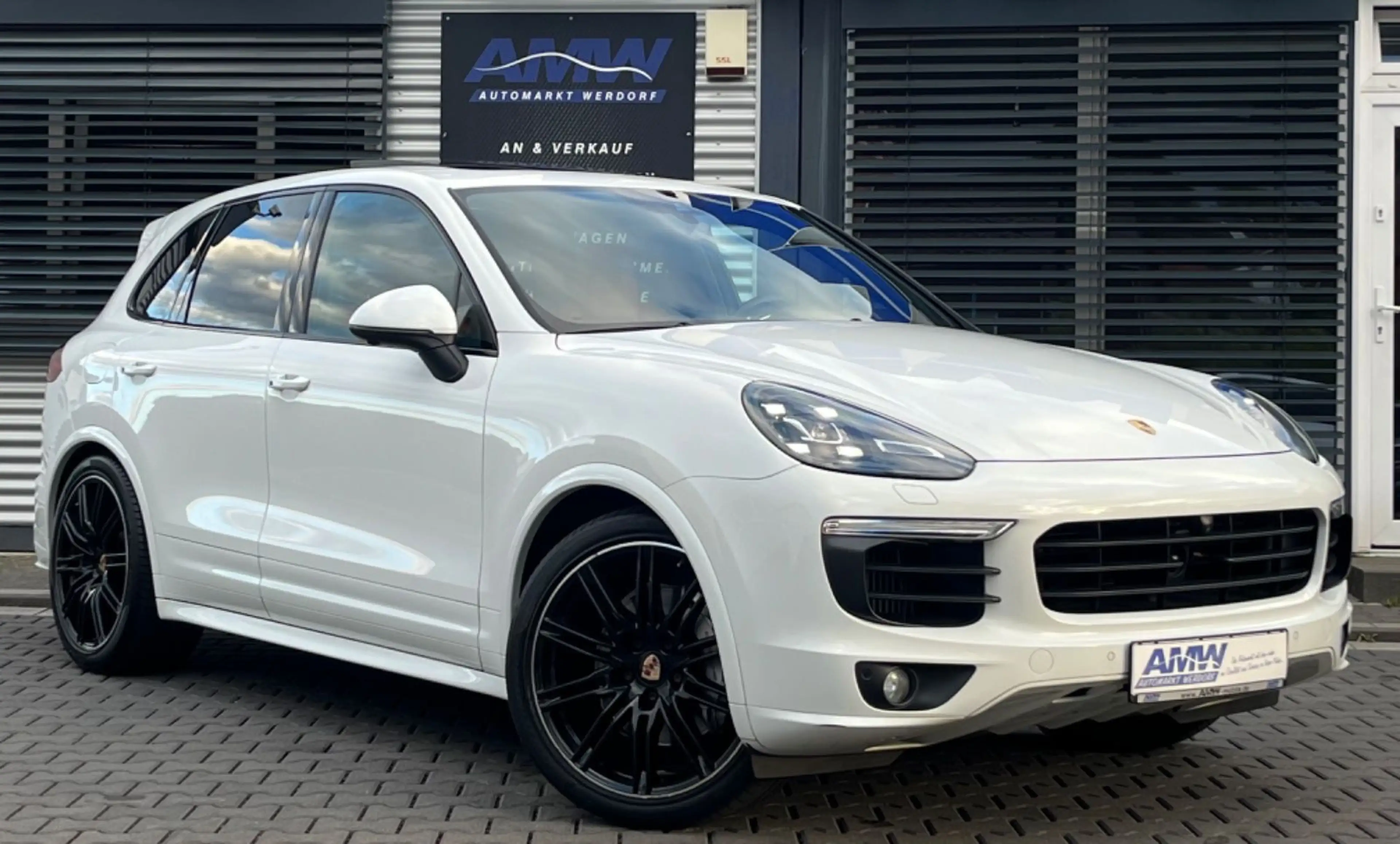 Porsche Cayenne S 4.2 Sport-Design*PANO*AHK*LED*BURMESTE