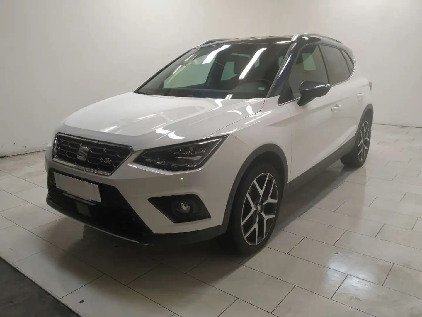 SEAT Arona Arona 1.0 ecotsi FR 115cv my18 SI NEOPATENTATI Bianco - 1