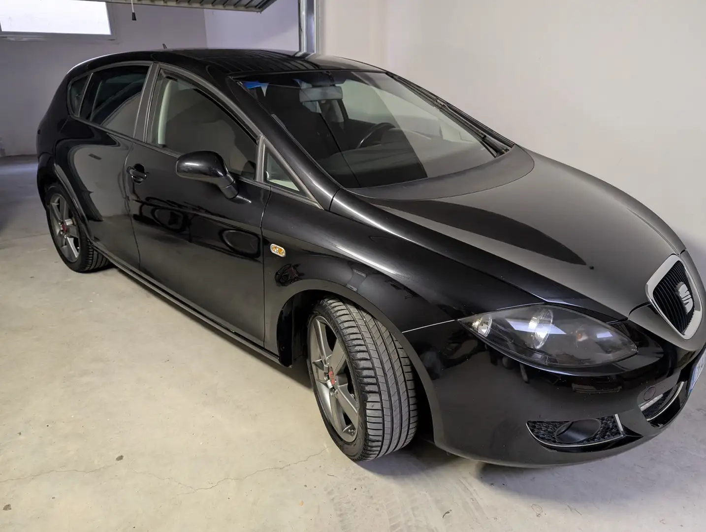 SEAT Leon Leon II 2005 2.0 tdi Style (stylance) Nero - 2
