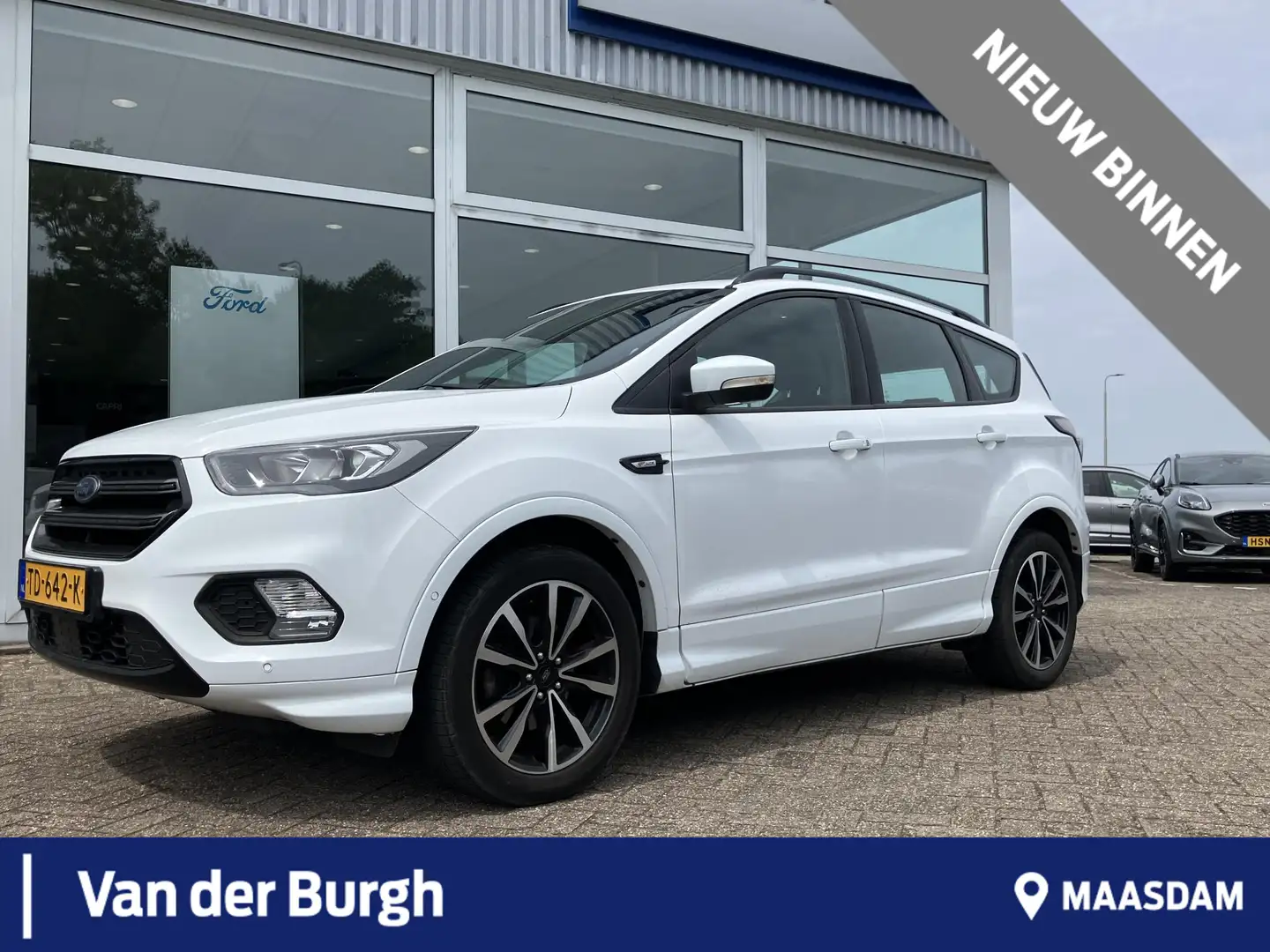 Ford Kuga ST-Line 1.5 EcoBoost 120pk Trekhaak Wit - 1