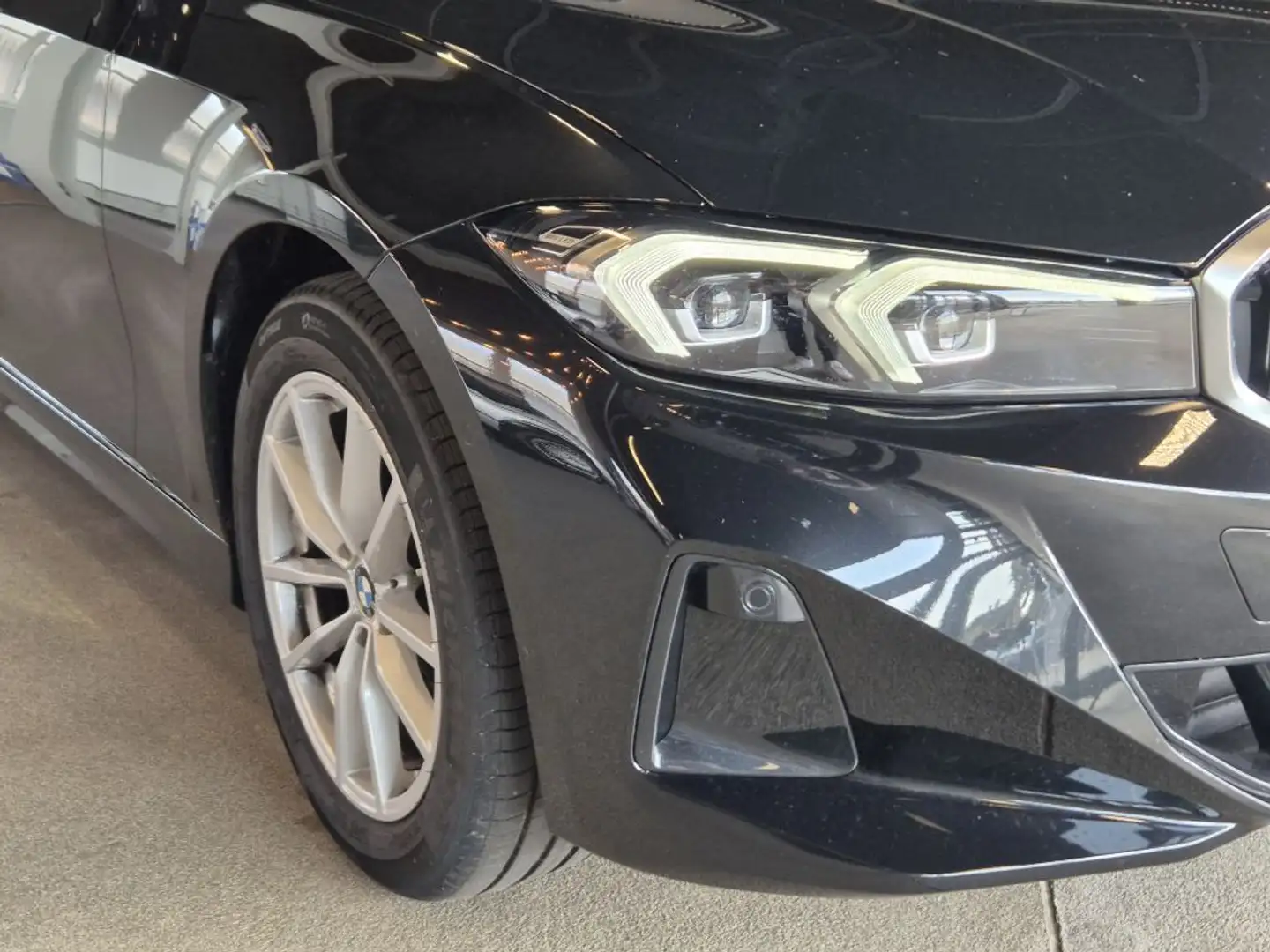BMW 318 318i Aut. Negro - 2