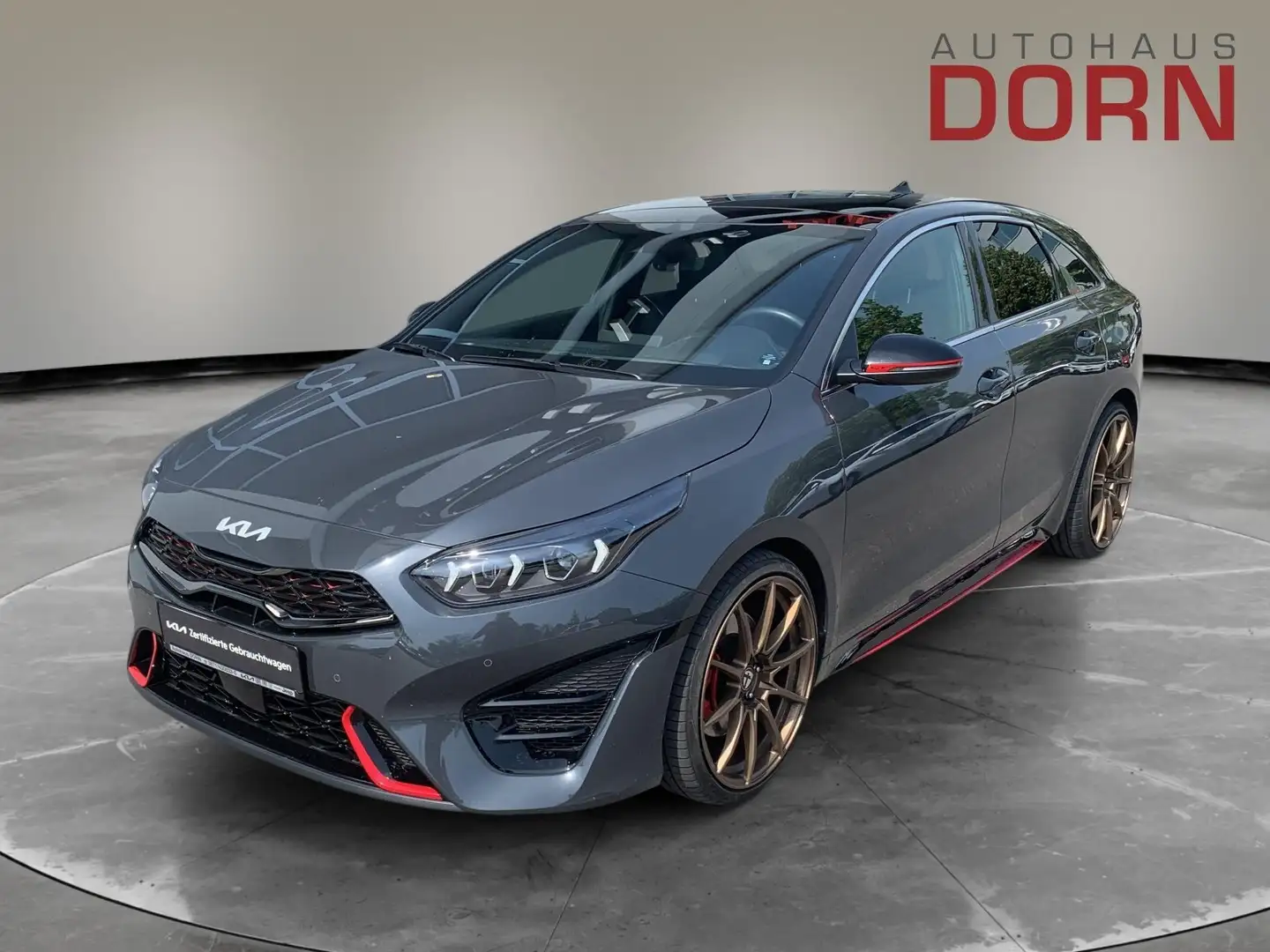 Kia ProCeed / pro_cee'd GT 1.6T DCT7 Komfort-Paket Glasschiebedach uvm. Grau - 1