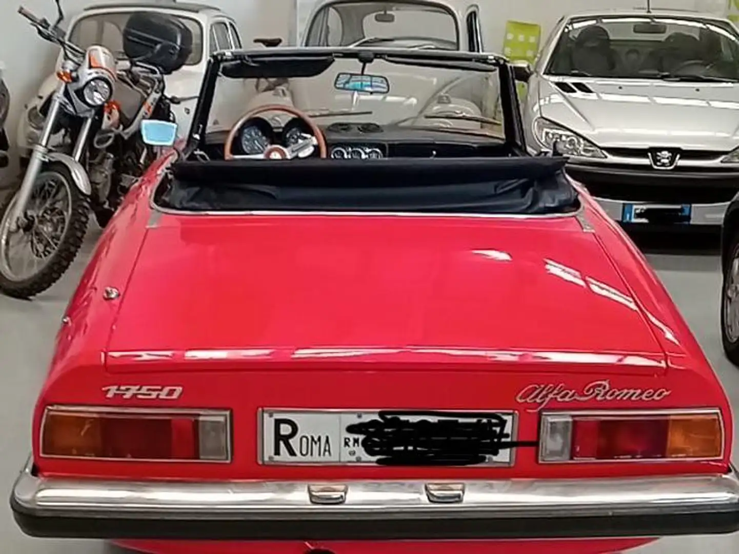 Alfa Romeo Spider Duetto 1750 coda tronca Rosso - 2