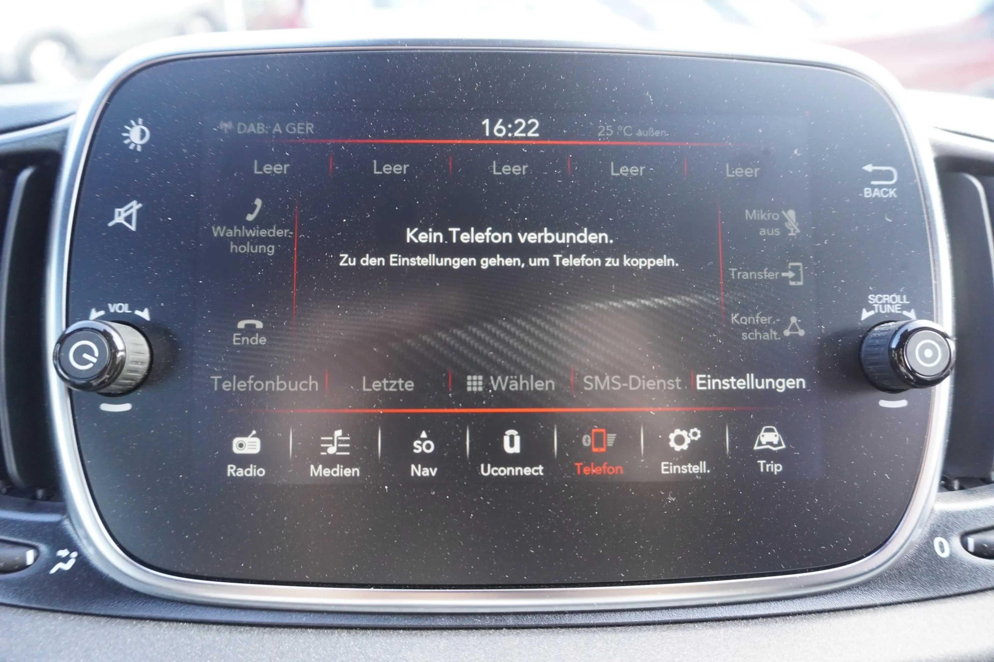 Abarth 595 Competizione 595 1.4 T-Jet Competizione Bi-Xenon Beats PDC — photo 15