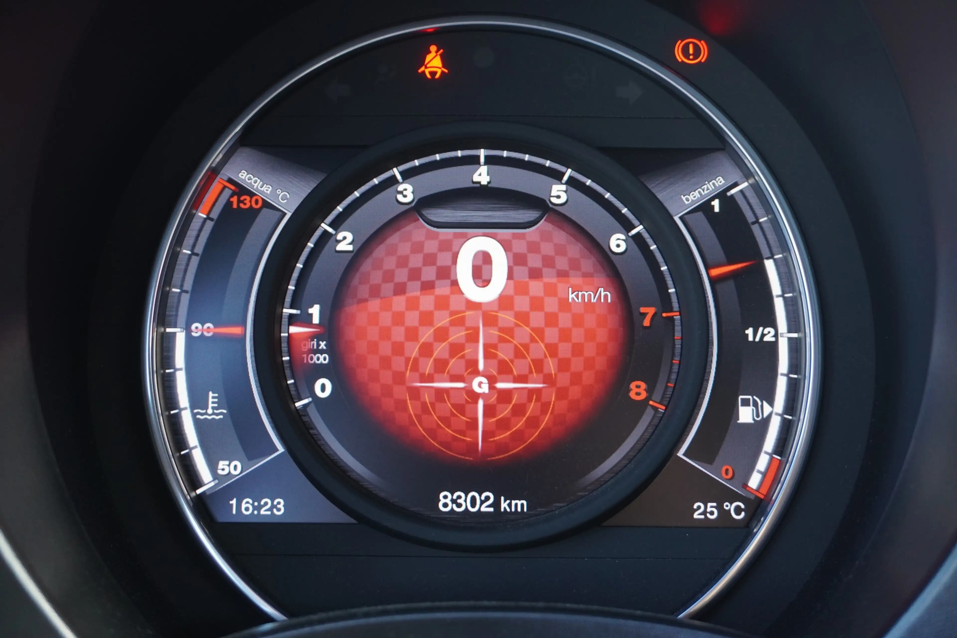 Abarth 595 Competizione 595 1.4 T-Jet Competizione Bi-Xenon Beats PDC — photo 17