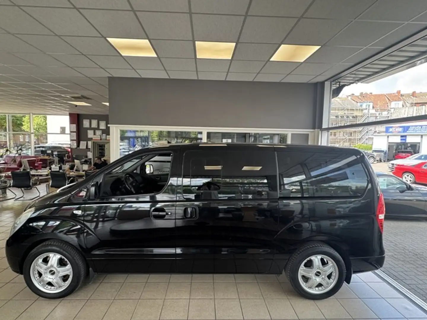 Hyundai H-1 Travel 8 fach Bereift Klima 8 Sitzer PDC Negru - 1