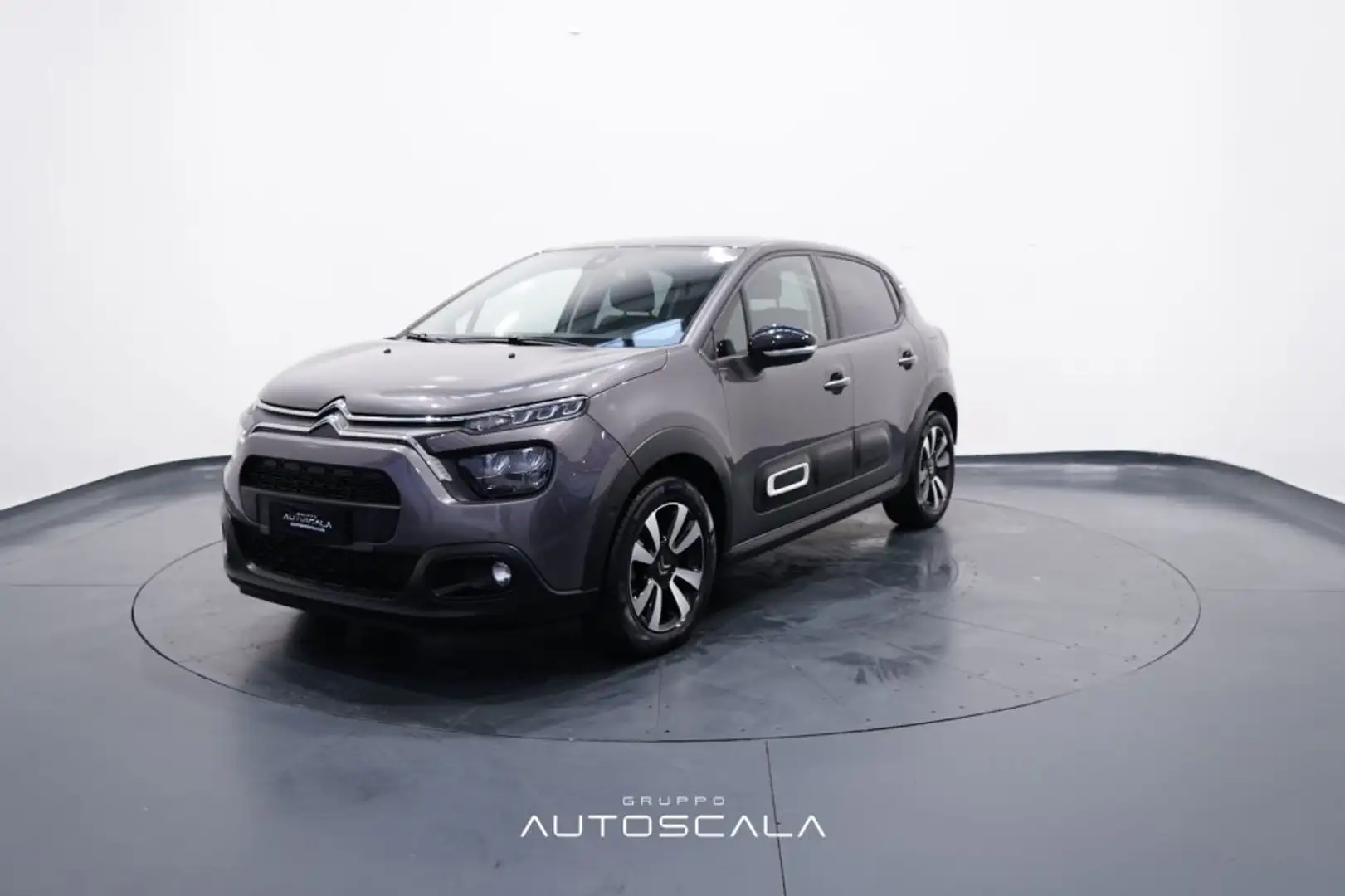 Citroen C3 1.2 PureTech 110cv S&S Shine Grijs - 1