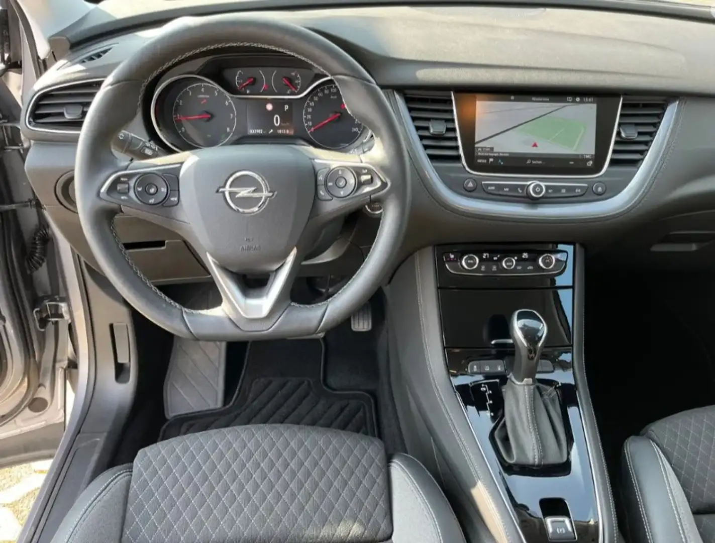Opel Grandland X 1.6 Start/Stop Automatik Elegance Argent - 2