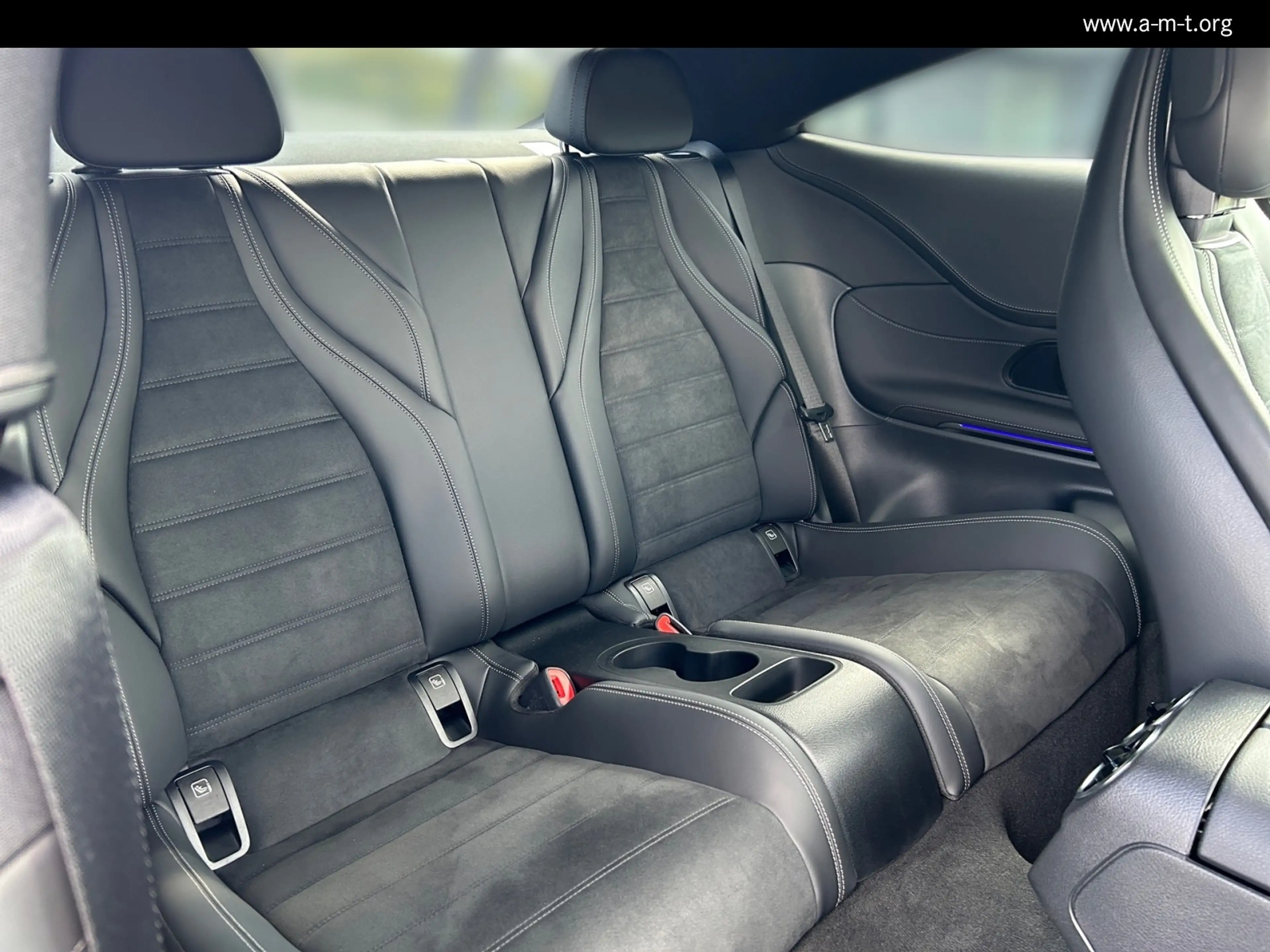 Mercedes-Benz CLE 300 CLE 300 e AMG Line Premium*AHK*360°*Panorama — photo 13