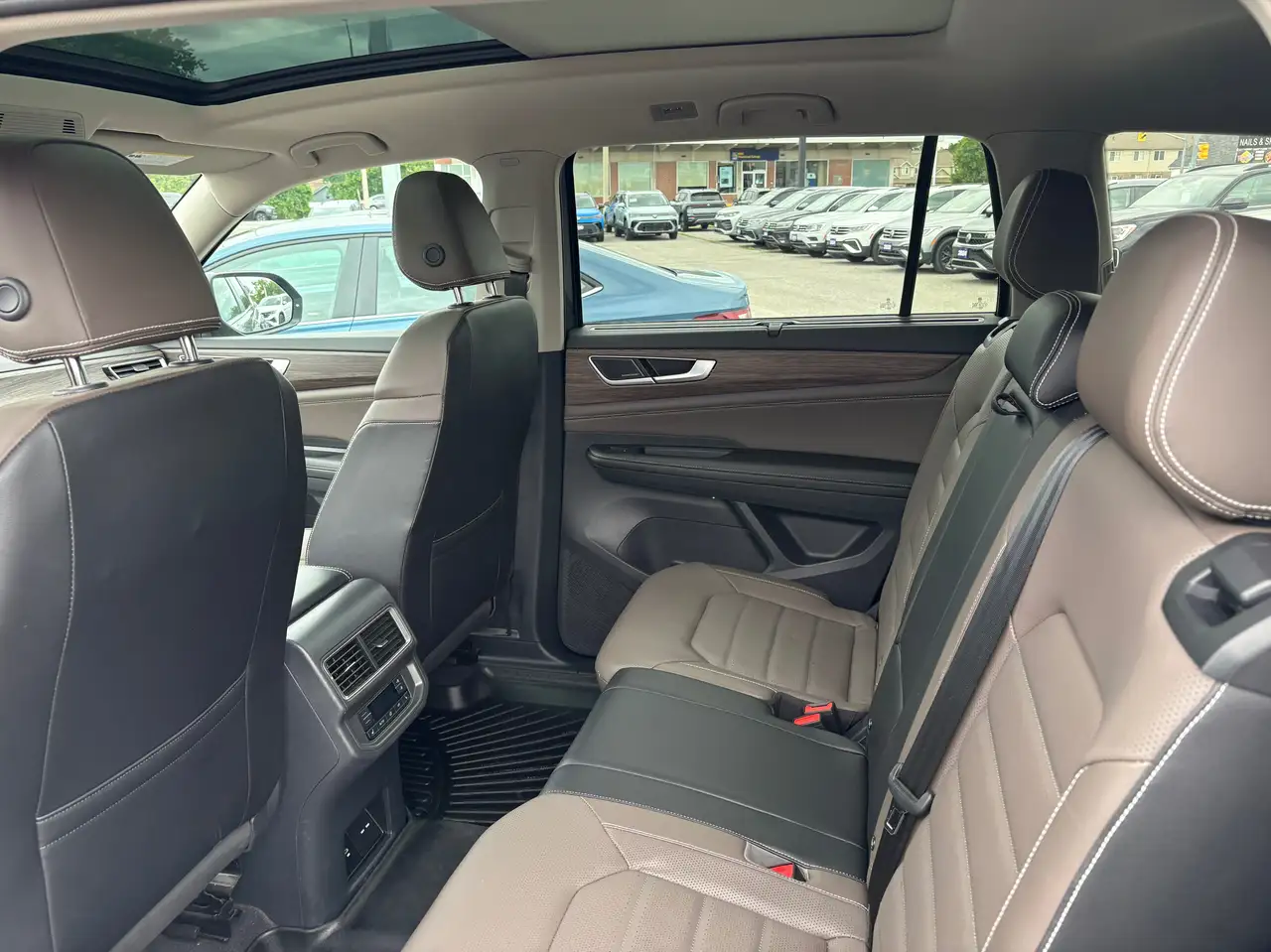 Volkswagen Atlas снимка Volkswagen Atlas