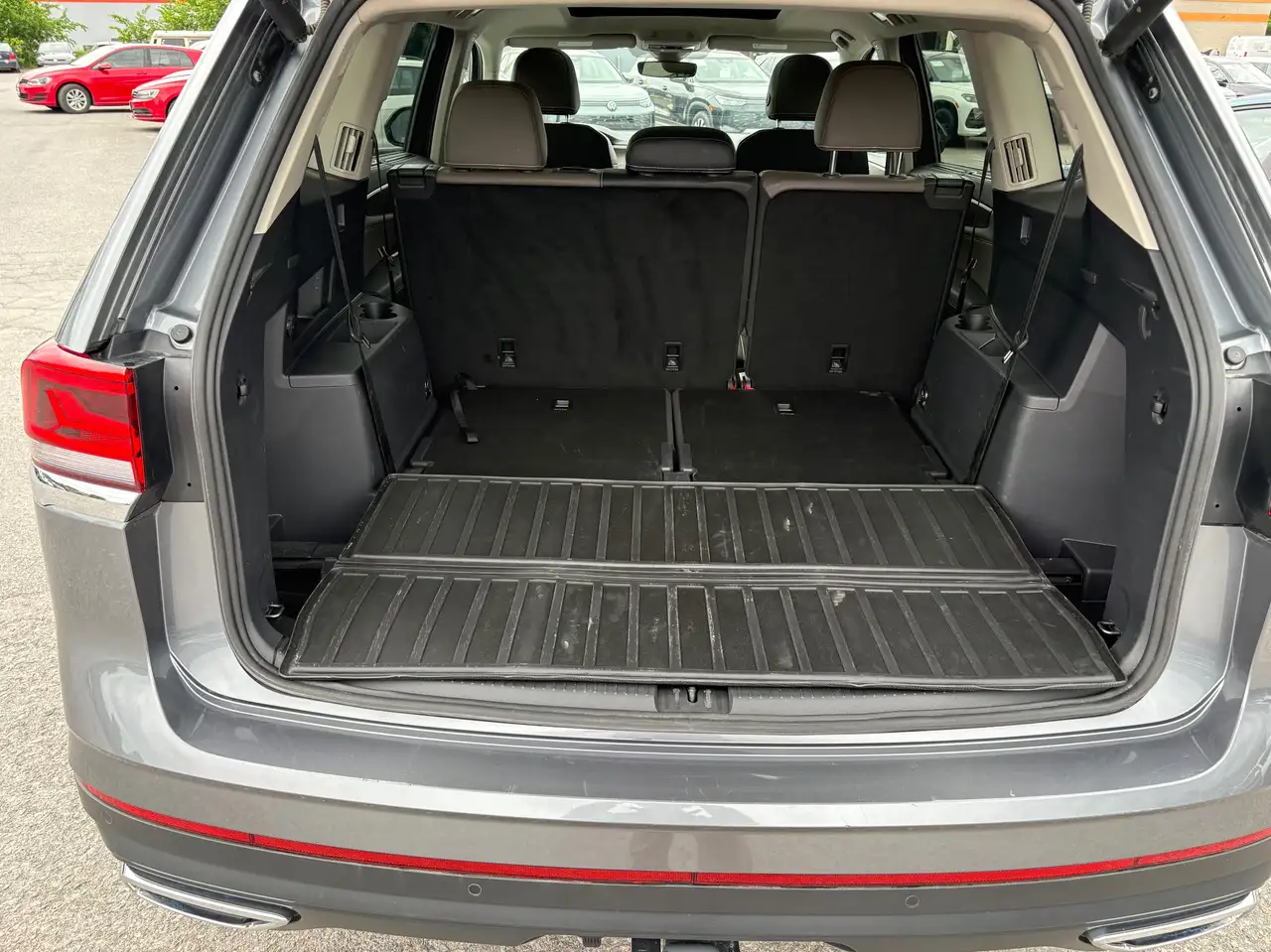 Volkswagen Atlas снимка Volkswagen Atlas