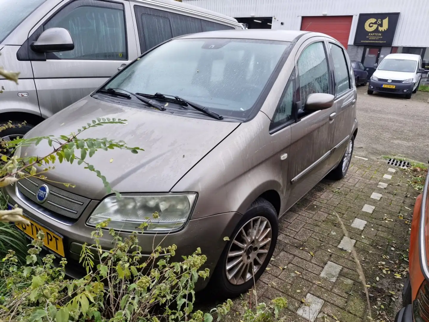 Fiat Idea DEFECT 1.4-16V Emotion Grijs - 1