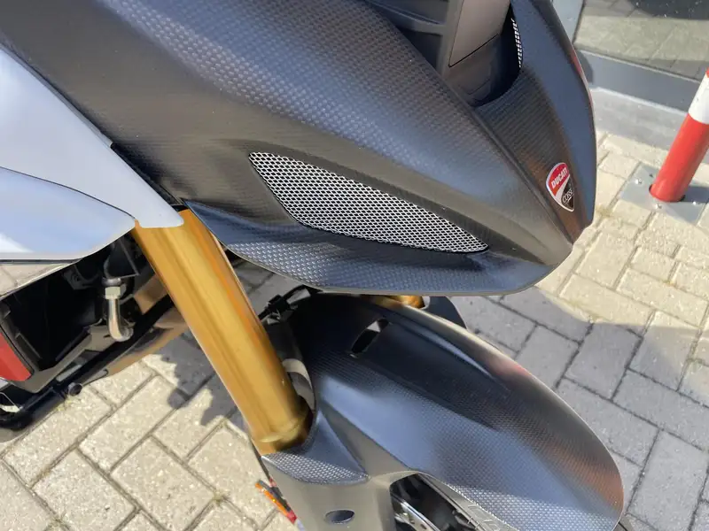 Ducati Multistrada V4 - foto 7