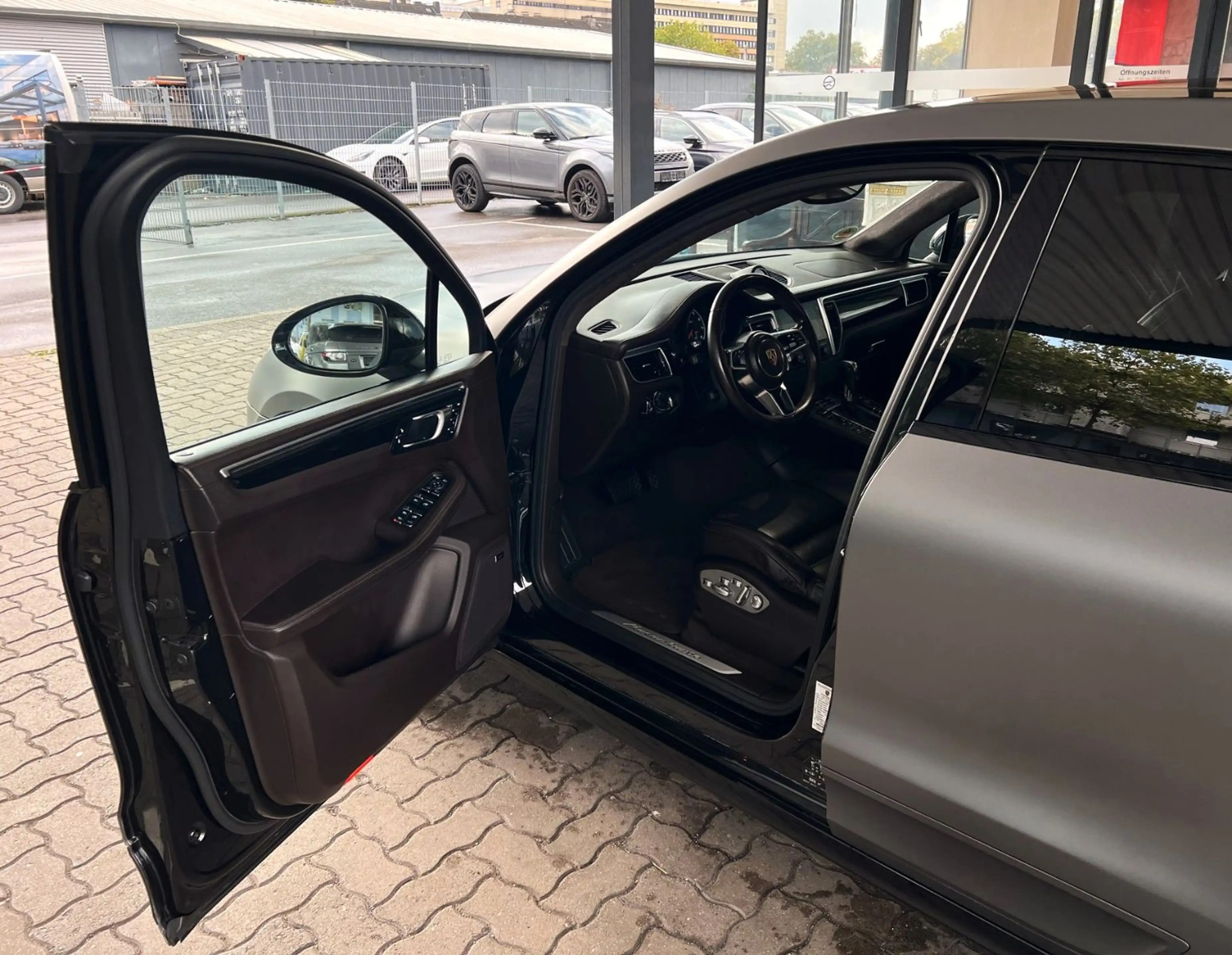 Porsche Macan Turbo/Performance Paket/324 kW/BOSE/Cam — photo 13