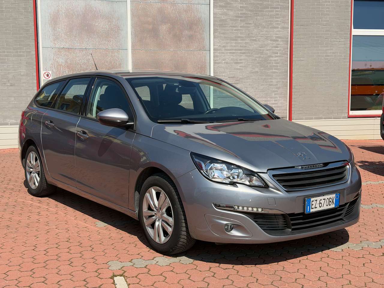 Peugeot 308 308 II SW SW 1.6 e-hdi 8v Business s