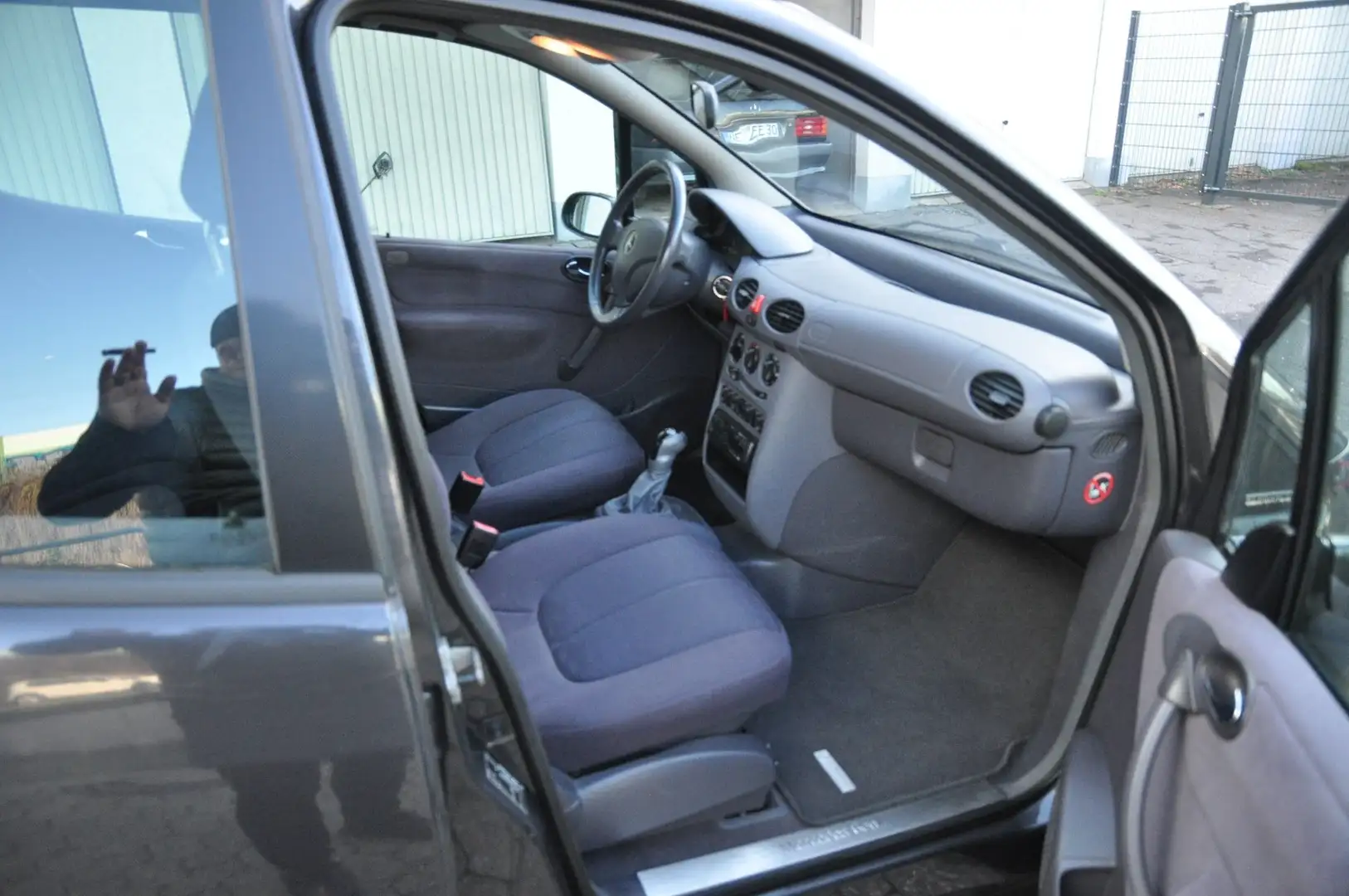 Mercedes-Benz A 140 A 140 Elegance**I.Hand-TÜV Neu** Gris - 2