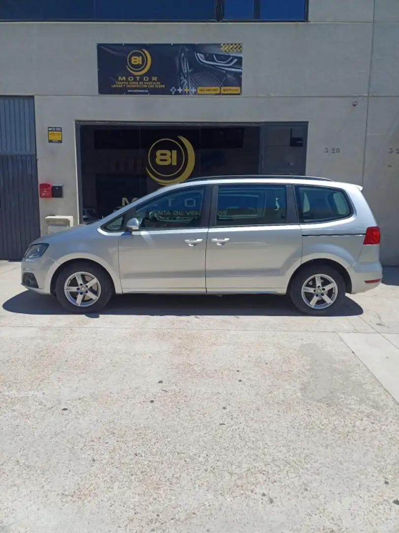 SEAT Alhambra 2.0TDI CR Eco. Reference 140 Grau - 2