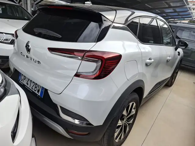 Renault Captur view 15