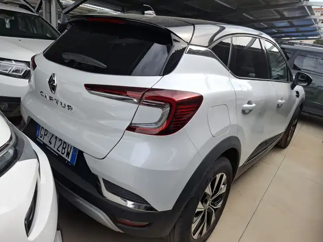 Renault Captur view 14