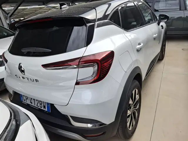 Renault Captur view 13