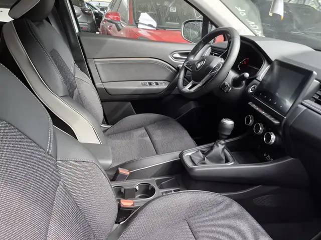 Renault Captur view 9