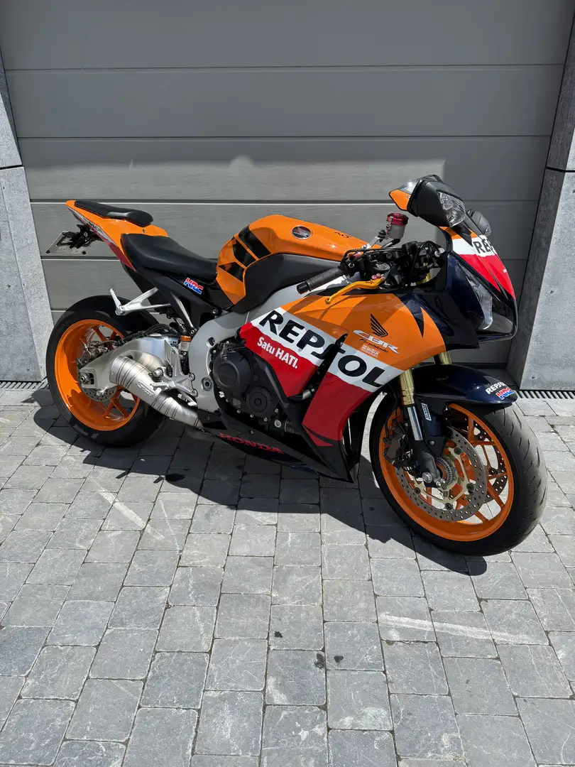 Honda CBR 1000 Repsol - 1