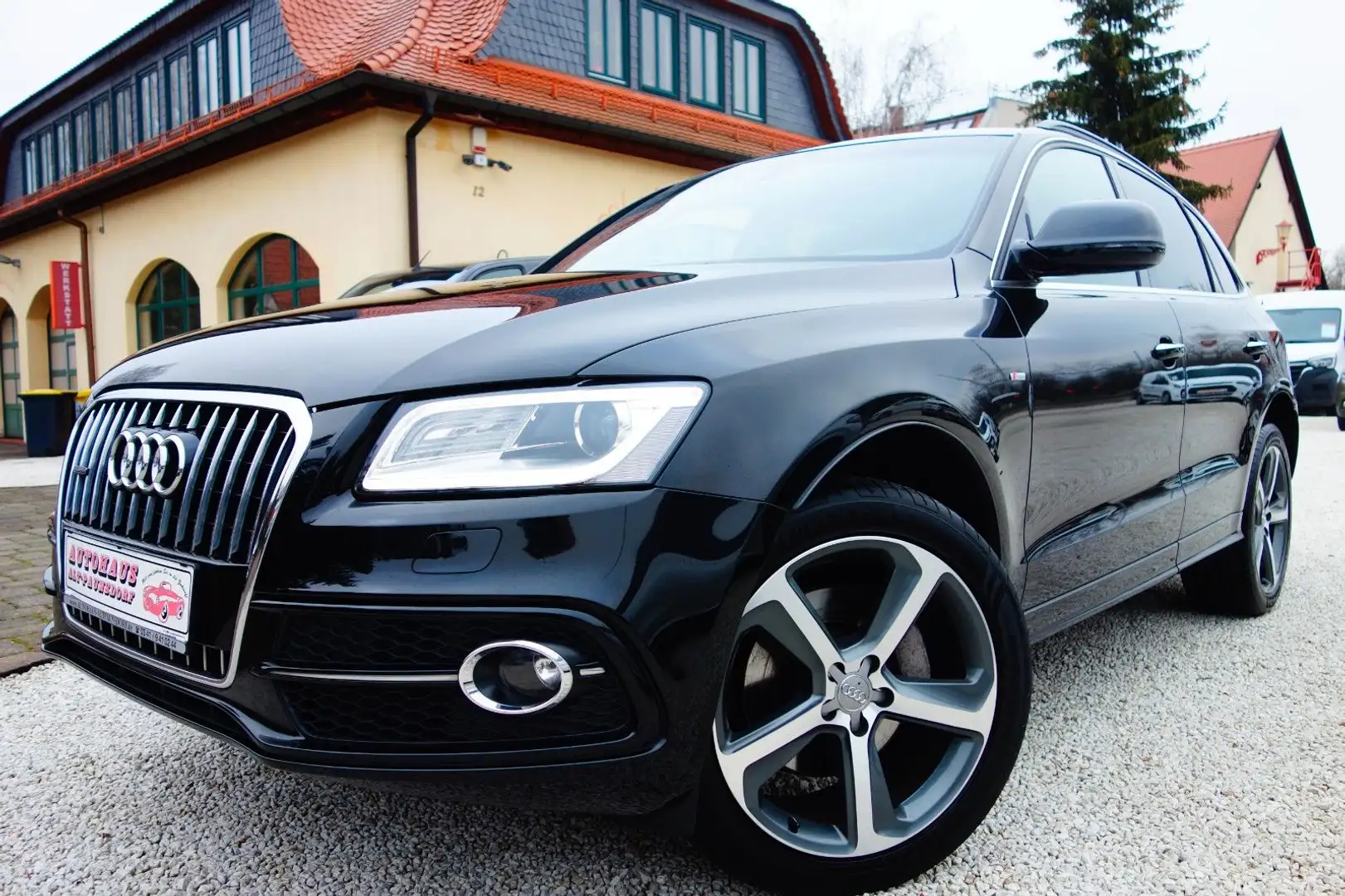 Audi Q5 3.0 TDI  Quattro S-Tronic"S-Line"Navi,Bi-Xen. Schwarz - 1